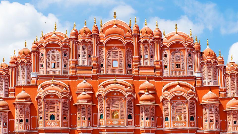 hawa mahal palace in jaipur, rajasthan