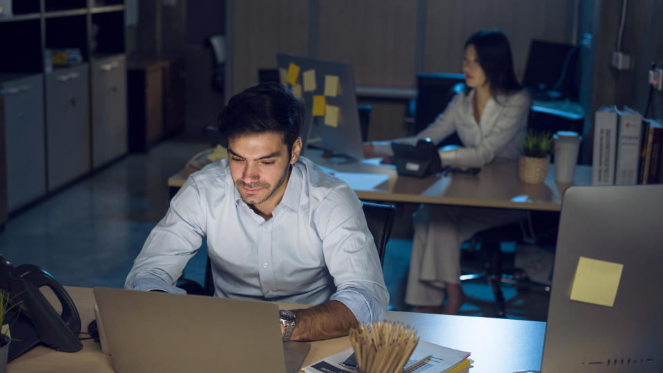 A new WHO study suggests long work hours may kill hundreds of thousands of people around the globe every year. (Photo: Thana Prasongsin via Getty Images)