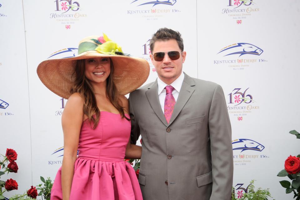 Nick Lachey and Vanessa Minnillo attend the 136th Kentucky Derby on May 1, 2010 in Louisville, Kentucky.