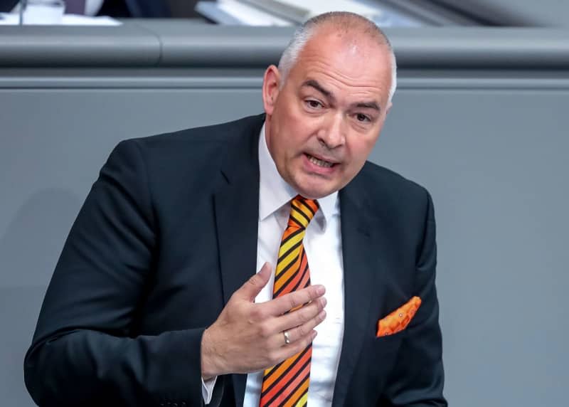 German lawmaker Axel Fischer, speaks during a session at the German Parliament (Bundestag). Axel Fischer and Eduard Lintner, Former lawmakers from the centre-right CDU/CSU bloc, are facing allegations of bribery for their role in a corruption scandal known as the Azerbaijan affair. Michael Kappeler/dpa