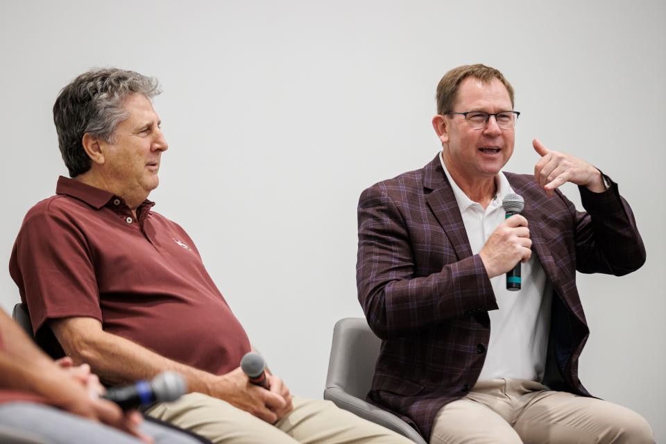 FLOWOOD, MS - June 16, 2022 - Mississippi State Head Coach Mike Leach and Director of Athletics John Cohen during the Road Dawgs Tour at Sheraton Flowood - Refuge Hotel & Convention Center in Flowood, MS. Photo By Austin Perryman