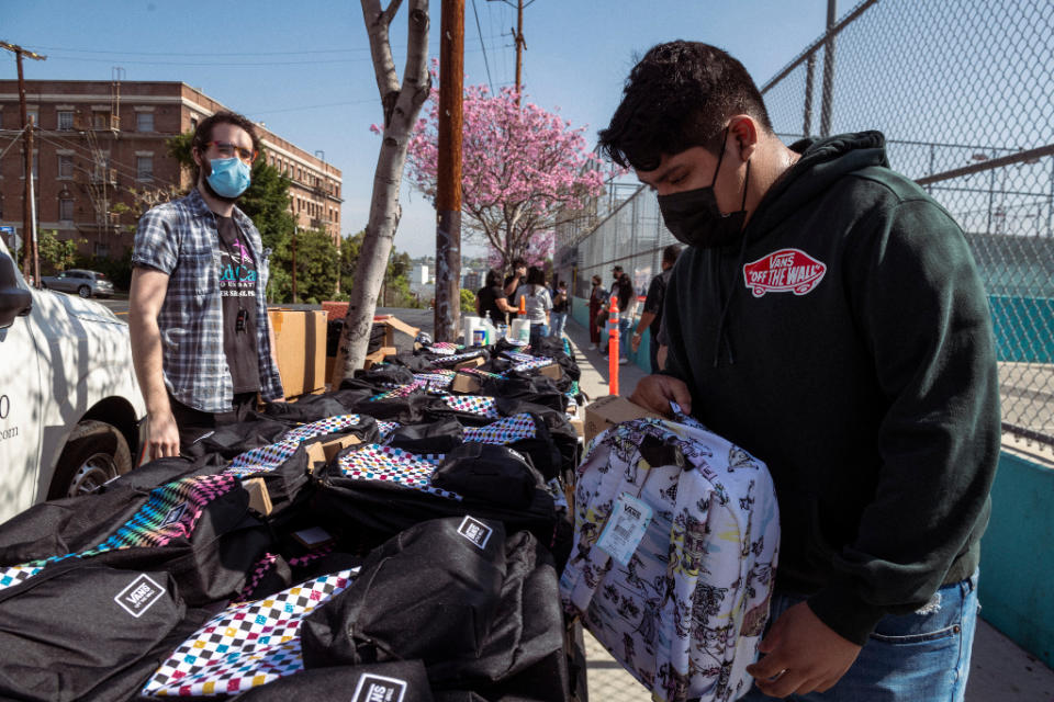 vans, laptop donation, los angeles