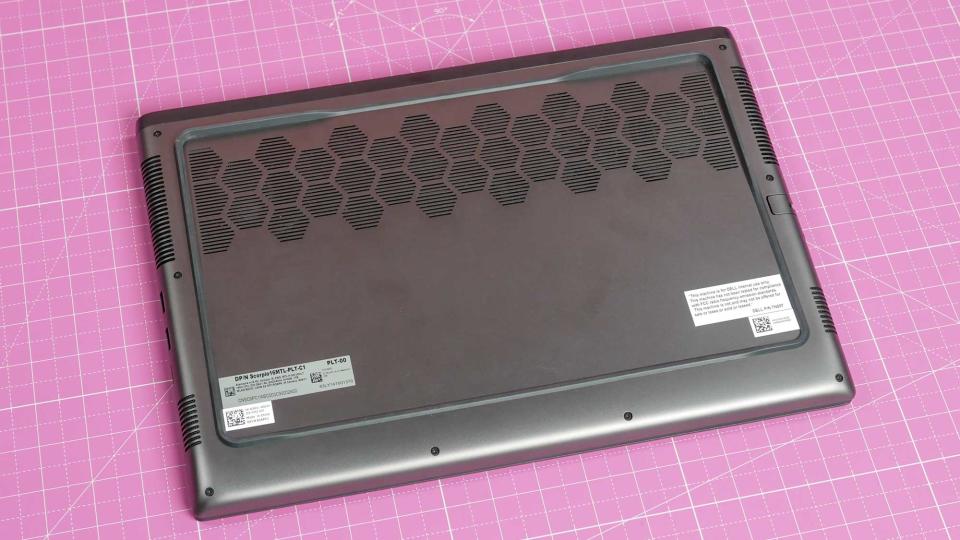 Alienware m16 R2