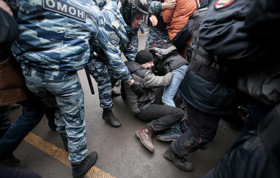 Mikhail Berbenev is arrested by Russian authorities in Moscow during a protest of Russia’s invasion of Crimea in 2014. Following multiple arrests, Berbenev and his wife Anna Berbeneva fled to Sacramento in 2014. Now, from the capital region, they help organize opposition to the war in Ukraine.