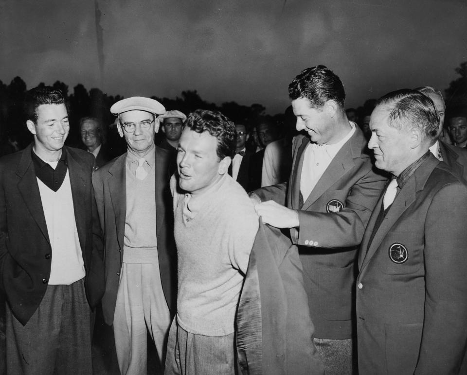 Ken Venturi, from left, Cliff Roberts, Jack Burke Jr. Cary Middlecoff and Bobby Jones at the 1956 Masters.