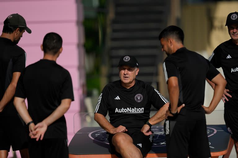 Gerardo 'Tata' Martino en uno de los entrenamientos de Inter Miami de cara al duelo ante Atlanta 