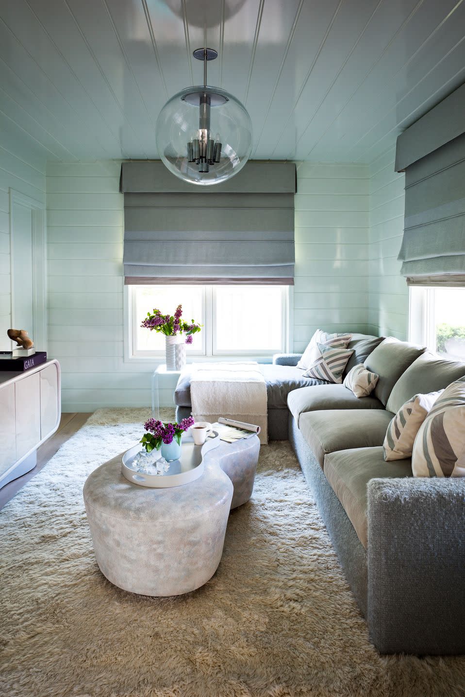 hamptons home designed by amy lau living room