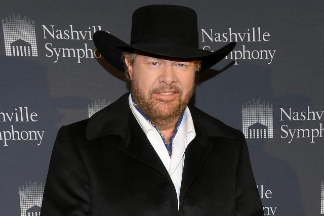 Toby Keith details stomach cancer fight ahead of receiving Country Icon  award