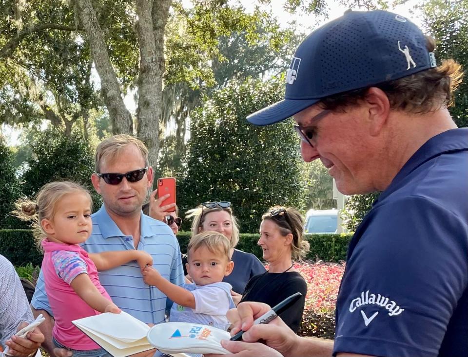 Phil Mickelson has been one of the most obliging professional athletes when it comes to signing autographs. He made some youngsters happy last year after a round at the Constellation Furyk & Friends PGA Tour Champions event.