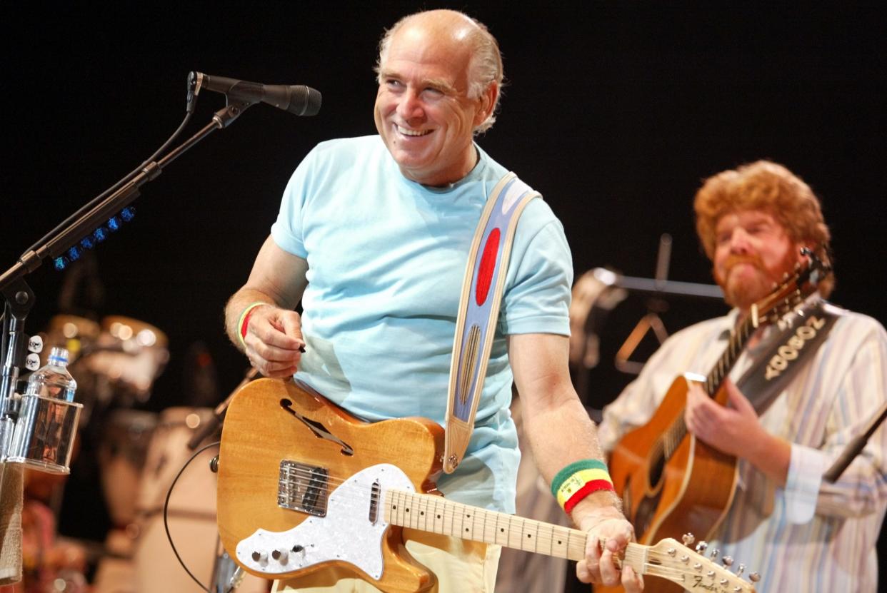  Jimmy Buffett sings Brown Eyed girl during the beginning of his set at November 14 2006 at Sound Advice during a stop on the Party at the End of the World tour in West Palm Beach. 