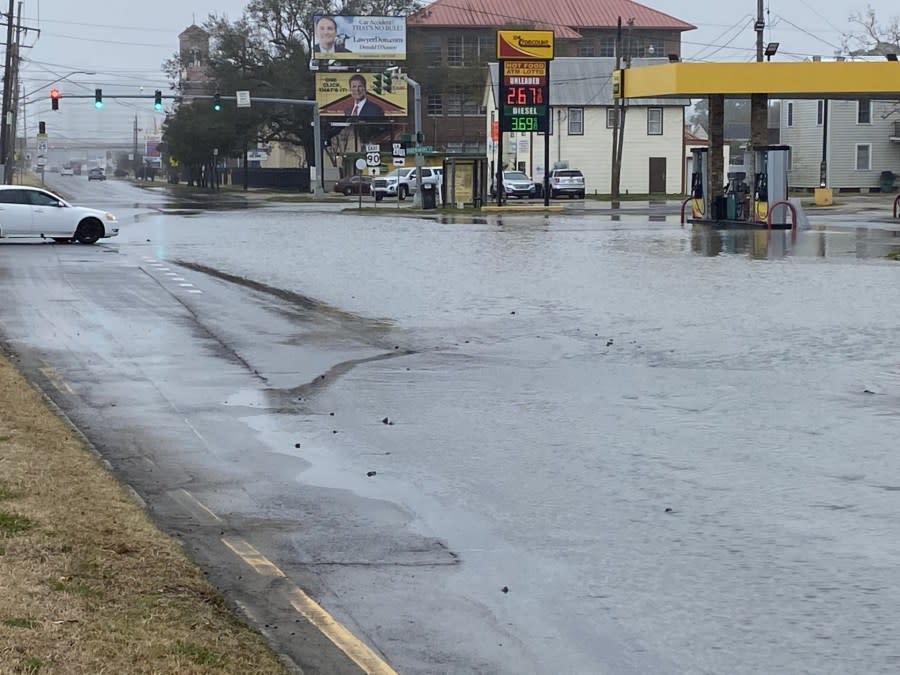 A broken water line causes flooding on Jefferson Highway on Tuesday, Jan. 24, 2024.