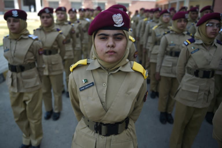En las escuelas militares de Pakistán, mujeres sueñan con tomar el poder