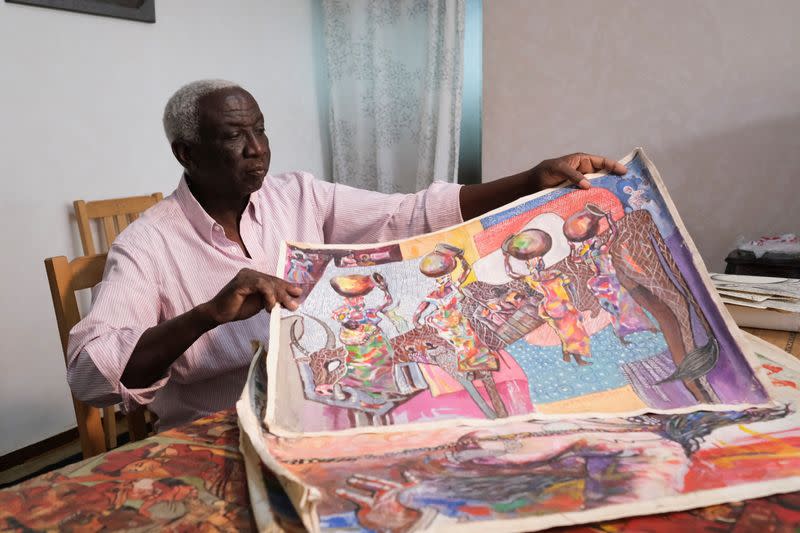Sudanese artists flee home with memoirs carried in their paintings