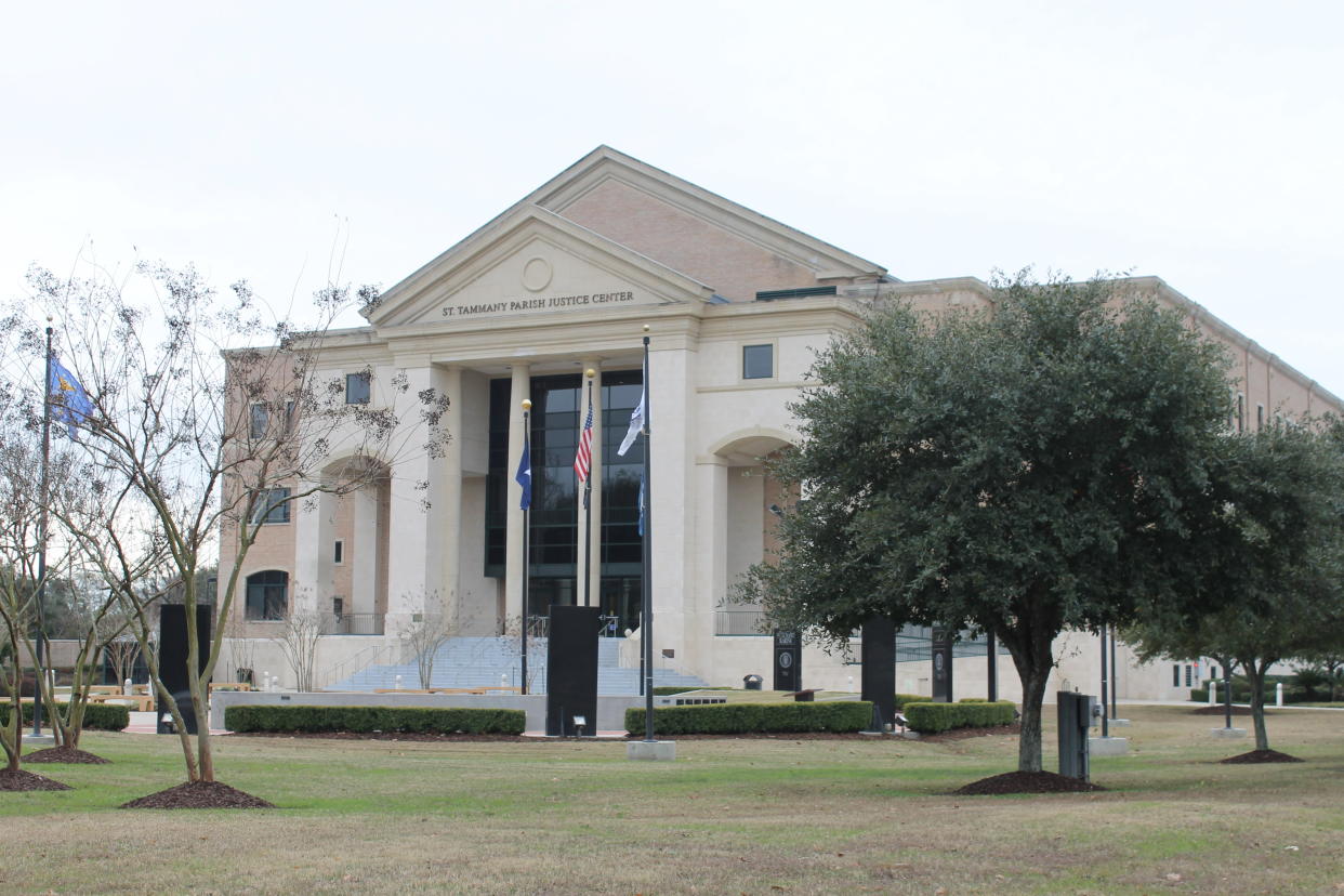 St. Tammany Parish courthouse. (Photo: David Lohr/HuffPost)