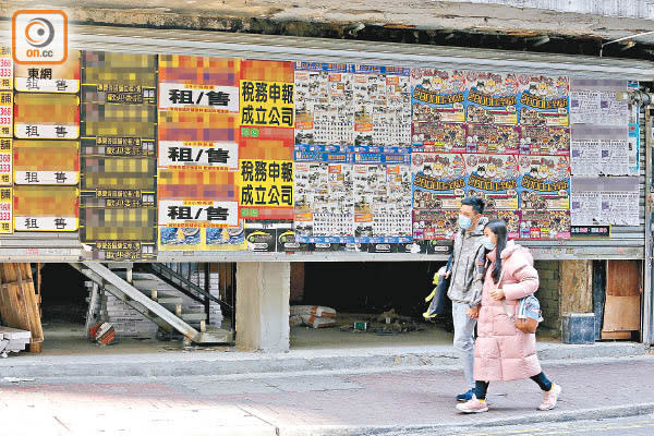 莊太量指開徵銷售稅只會將市民推向網購，令零售及飲食業雪上加霜。