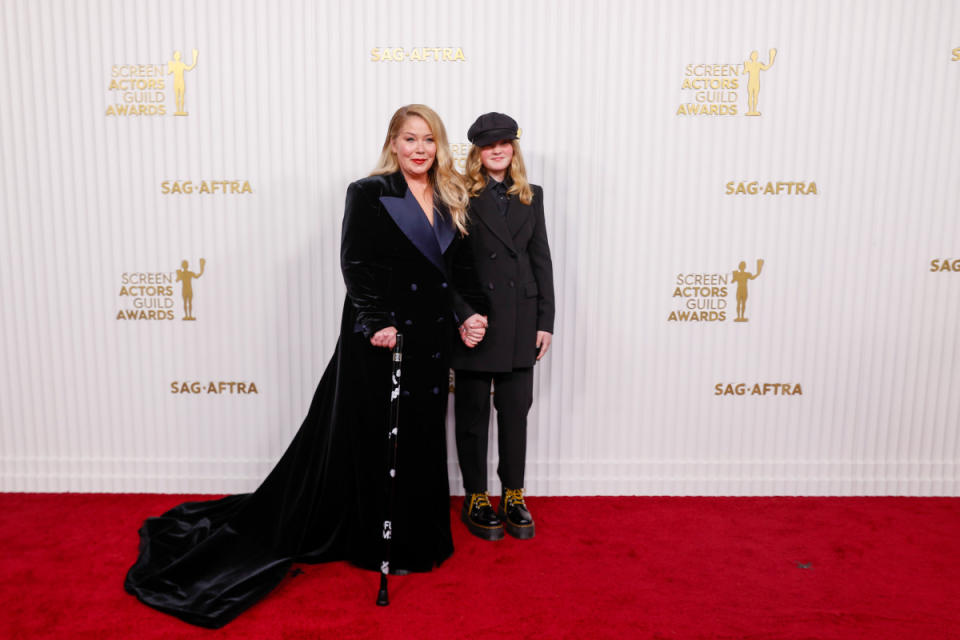 Christina Applegate and daughter Sadie<p>Photo by Myung J. Chun / Los Angeles Times via Getty Images</p>