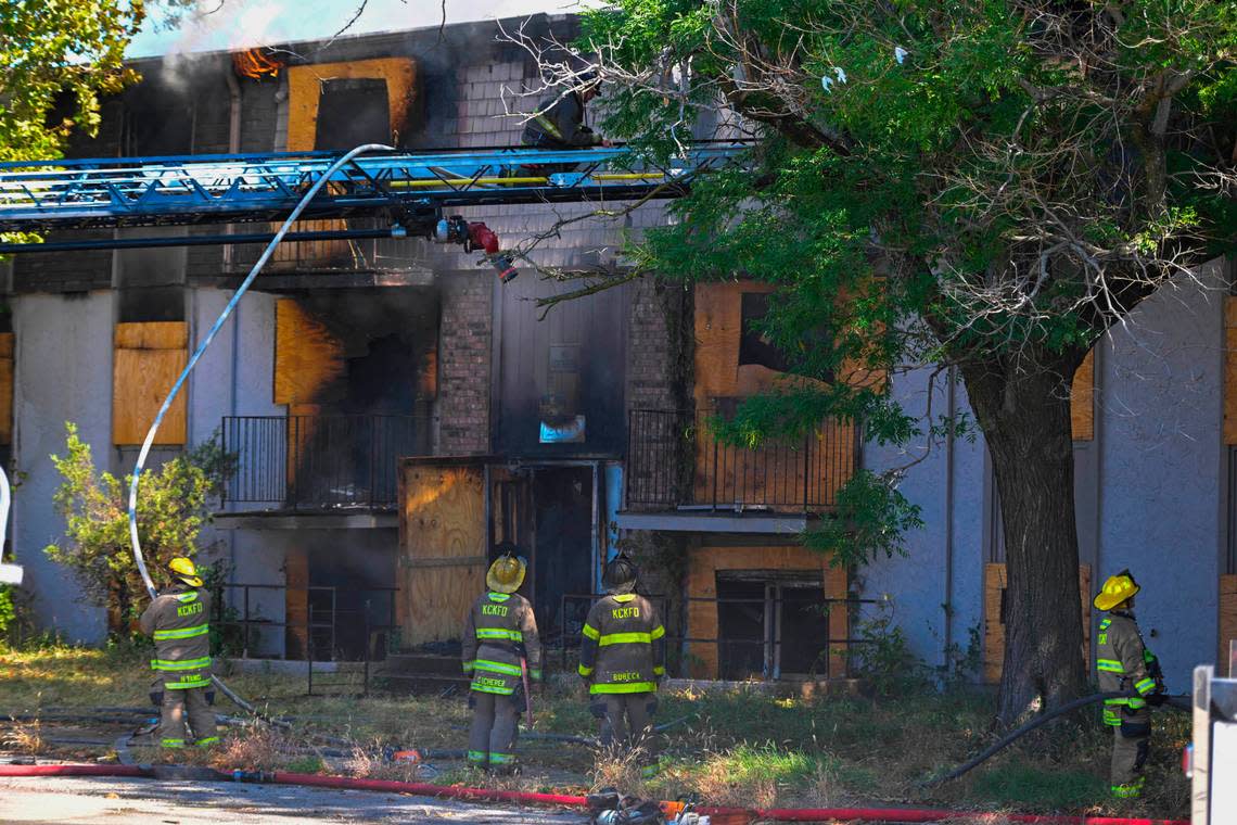 Kansas City, Kansas firefighters battled a two-alarm fire at a the vacant Mill Street apartment complex at 2409 S. Mill Street Wednesday, Oct. 12, 2022, in Kansas City, Kansas. Tammy Ljungblad/tljungblad@kcstar.com