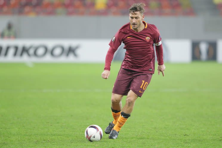 En tête de ce classement, l’inamovible attaquant italien de l’AS Roma qui porte le maillot du club depuis 1993, soit 24 ans. (Photo Reuters)