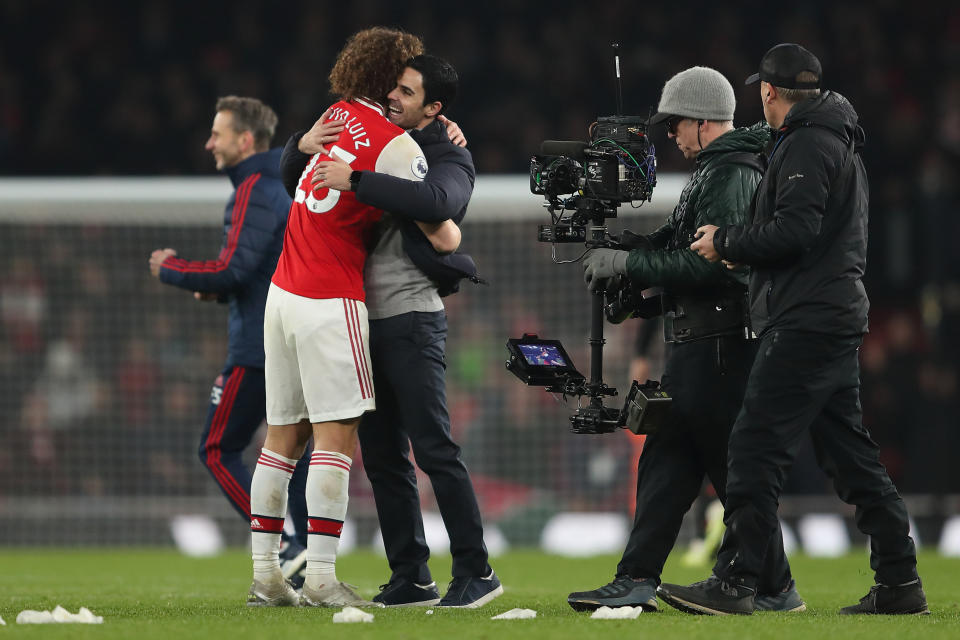 David Luiz and Mikel Arteta at full time. (Credit: Getty Images)