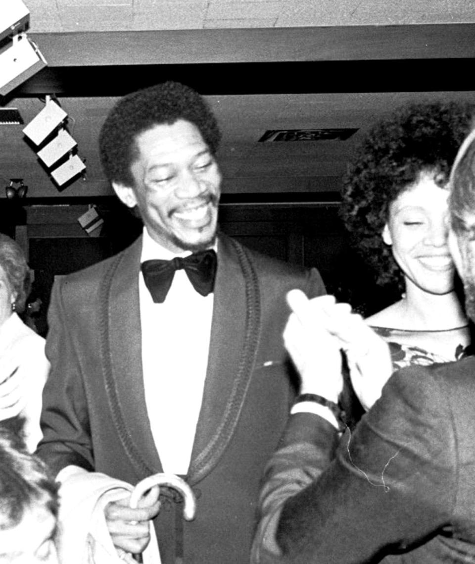 100 Photos of Celebrities Partying in the '70s