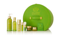 For the Tata Harper obsessive, this kit includes six of the brand's bestselling products including the Resurfacing Mask, Boosted Contouring Eye Mask, Elixir Vitae Serum, Retinoic Nutrient Face Oil and Hydrating Floral Essence Moisture Boosting Toner to fight the signs of ageing and brighten skin. <a href="https://fave.co/2I3cL9T " rel="noopener" target="_blank" data-ylk="slk:Shop now;elm:context_link;itc:0;sec:content-canvas" class="link ">Shop now</a>.