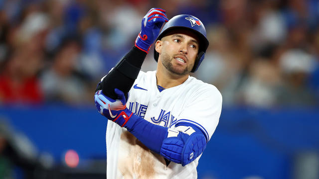 Toronto Blue Jays' George Springer heads to IL with oblique strain - ESPN