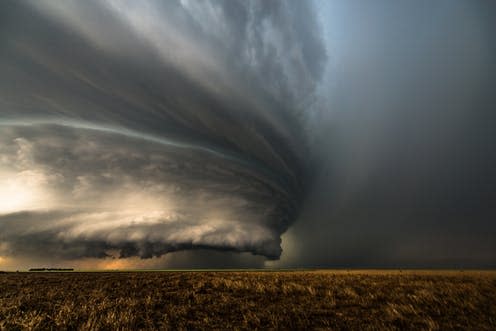 <span class="caption">Cumulonimbus: heavy rain and thunder on the horizon.</span> <span class="attribution"><a class="link " href="https://www.shutterstock.com/download/success?src=q2vW9IZeYgVnBwhXpki_uQ-1-36" rel="nofollow noopener" target="_blank" data-ylk="slk:Shutterstock;elm:context_link;itc:0;sec:content-canvas">Shutterstock</a></span>