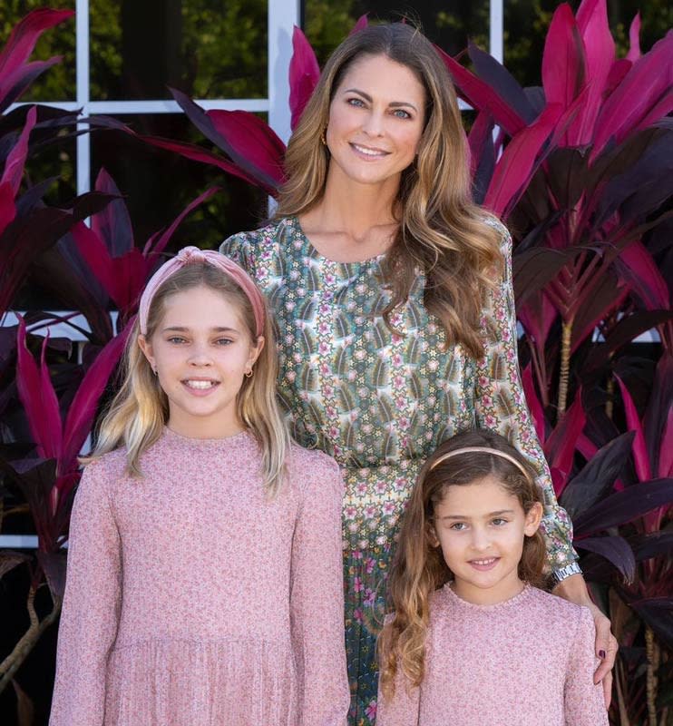 Magdalena de Suecia celebra por adelantado la Navidad con sus hijas en Florida