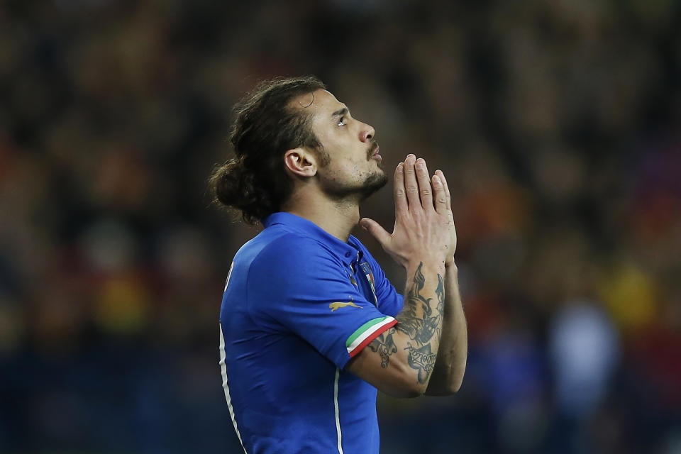 Italy’s Pablo Daniel Osvaldo gestures during a international friendly soccer match between Spain and Italy at the Vicente Calderon stadium in Madrid, Spain, Wednesday, March 5, 2014. (AP Photo/Andres Kudacki)