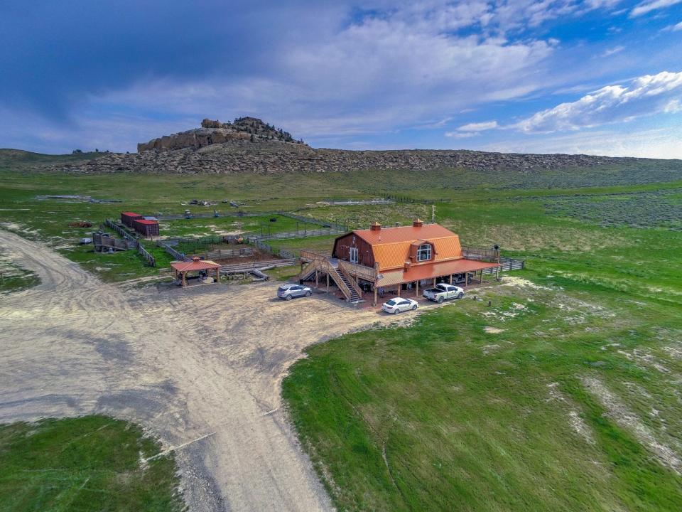 Pandemic bolthole: Kanye West’s 4,500 acre ranch in WyomingJPKing.com