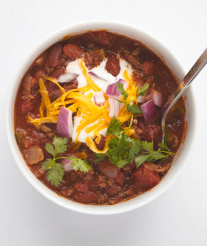 <p>A simple chili anyone can make and will surely stay on rotation. Double this easy recipe to feed a crowd, whether it’s a rowdy game day crowd or a snug movie night gathering. A side of cornbread here would be A-ok.</p> <p><strong>Get the recipe: </strong><a rel="nofollow noopener" href="https://www.realsimple.com/food-recipes/browse-all-recipes/sunday-night-chili" target="_blank" data-ylk="slk:Sunday-Night Chili;elm:context_link;itc:0;sec:content-canvas" class="link ">Sunday-Night Chili</a> </p>