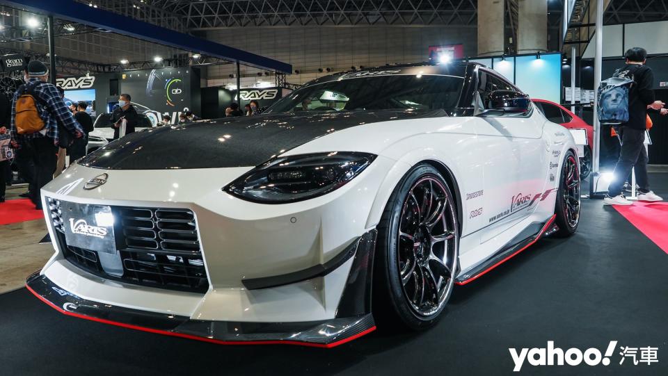 【2023東京改裝車展】Nissan Fairlady Z大改款！VARIS ARISING-1詮釋的400Z繃到跪著看！