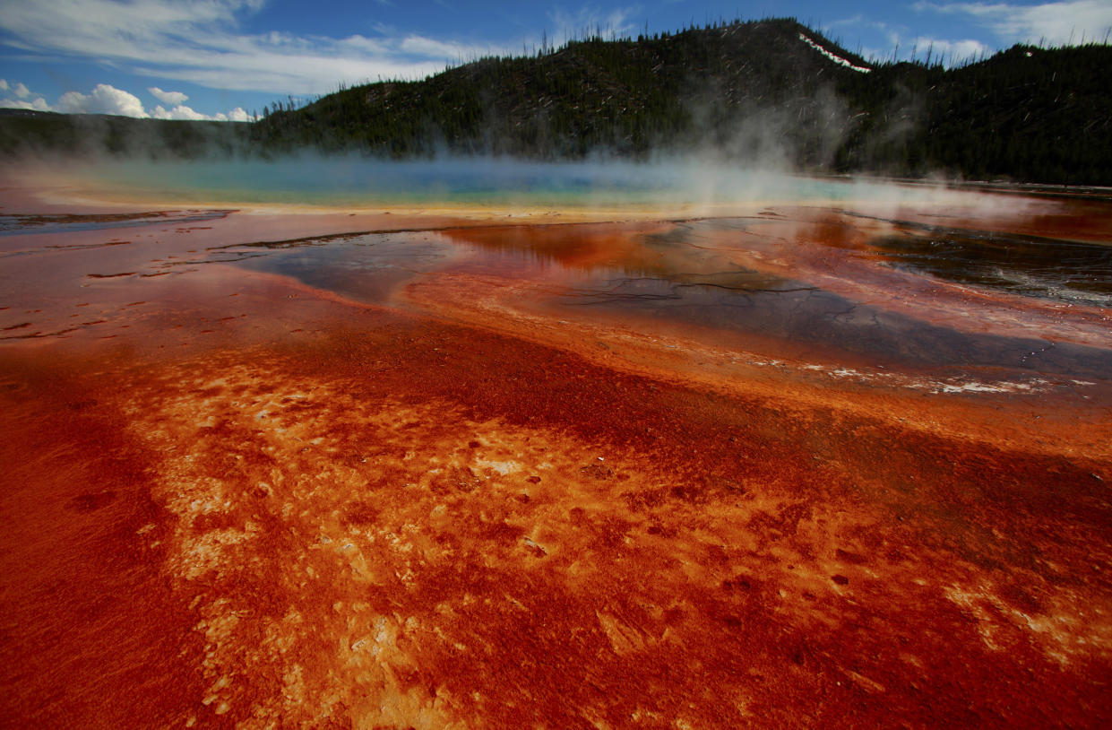 Earthquake Swarm at Yellowstone Supervolcano Now the Longest Ever Recorded