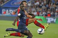 <p>RB Leipzig schnappt dem BVB Frankreichs Stürmer-Talent Jean-Kevin Augustin weg. Allerdings muss Ralf Rangdick für den Transfer-Coup ordentlich blechen: 13 Millionen Euro kassiert von Paris Saint-Germain! (Reuters)</p>