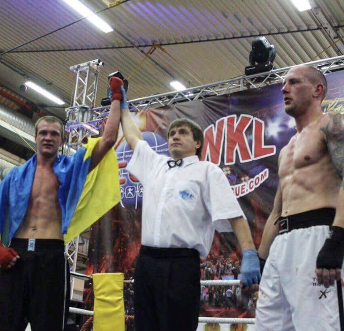 在俄烏戰爭爆發前，梅里諾夫（Vitaliy Merino）是專業踢拳選手，並 4 度奪得世界踢拳冠軍。&nbsp;&nbsp;&nbsp;圖：翻攝自「Visegrad 24」推特