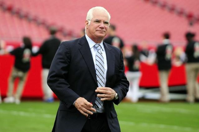 Tampa Bay Buccaneers: Mike Smith fired as defensive coordinator