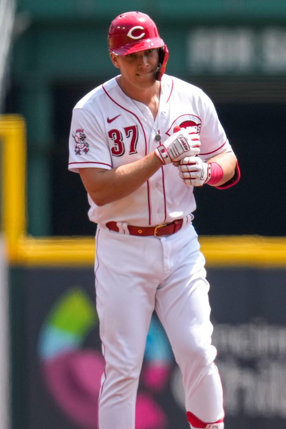 Cincinnati Reds catcher Tyler Stephenson delivered a big hit in the first inning to drive in two runs against the Cardinals.