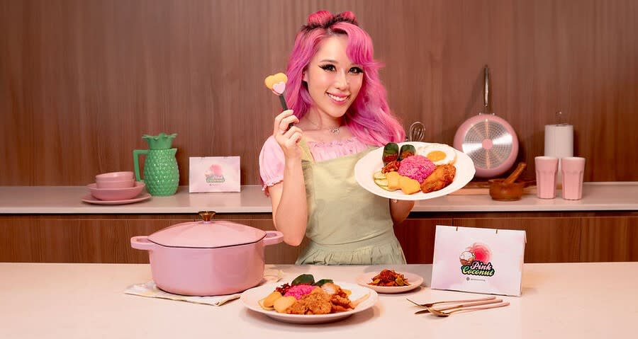 Pink Coconut - Xiaxue