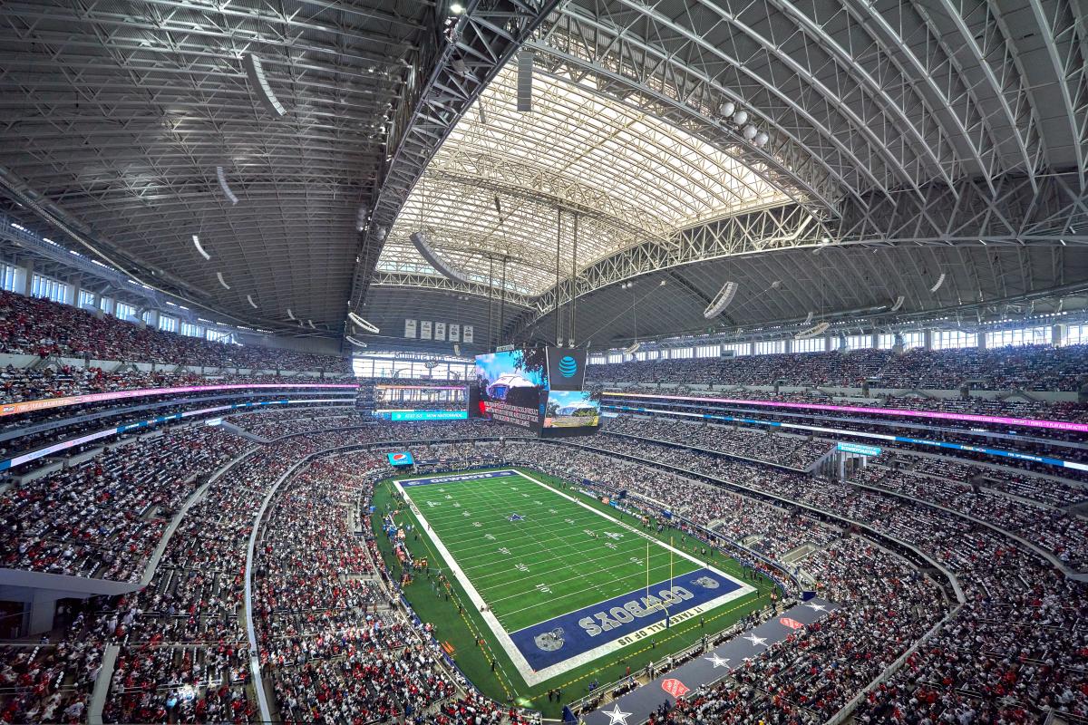 FIFA delegation visits AT&T Stadium to offer insight on World Cup-prompted  renovations