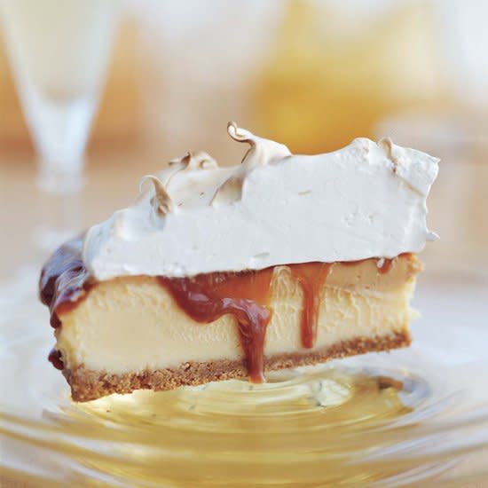 Chilled Grapefruit-Caramel Meringue Pie