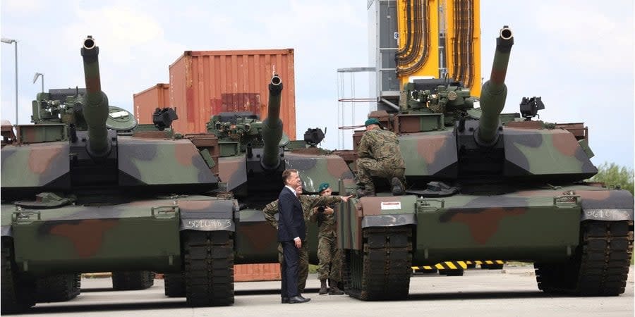 Abrams tanks in Poland