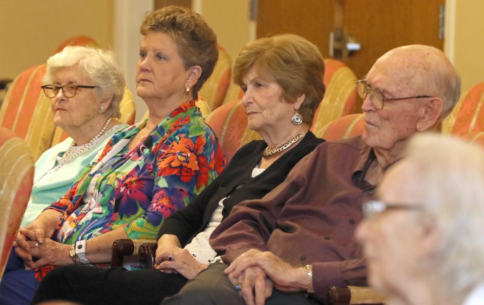 People listen as Dianne Bumgarner teaches history to residents at Covenant Village on Robinwood Road Tuesday afternoon, Aug. 16, 2022.