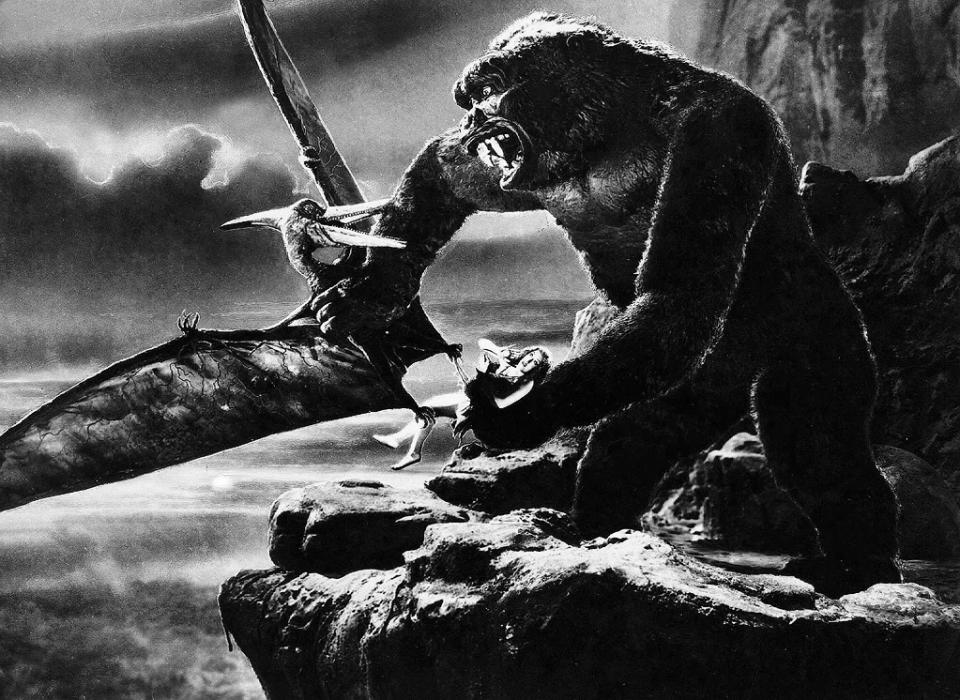 <a href="http://movies.yahoo.com/movie/king-kong/" data-ylk="slk:KING KONG;elm:context_link;itc:0;sec:content-canvas" class="link ">KING KONG</a> (1933) <br> Directed by: <span>Ernest B. Schoedsack</span> and <span>Merian C. Cooper</span> <br>Starring: <span>Fay Wray</span> and <span>Robert Armstrong</span>