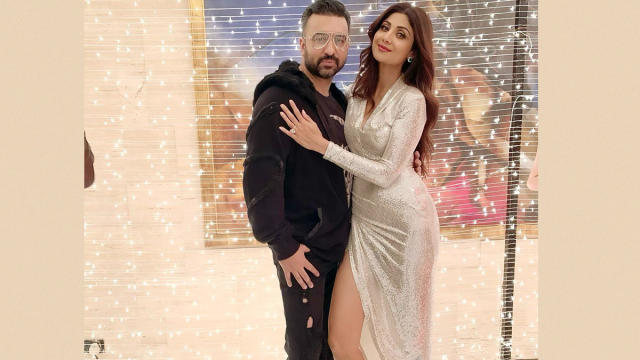 Rajxxx Com - Shilpa Shetty Claims Husband Raj Kundra Wasn't Involved in Producing Porn  Content, Says 'Erotica Is Different From Porn': Police Sources