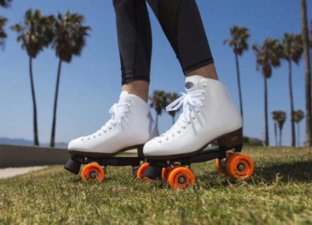 These 13 Roller Skates for Women Are TikTok-, Celeb- and Reviewer-Approved