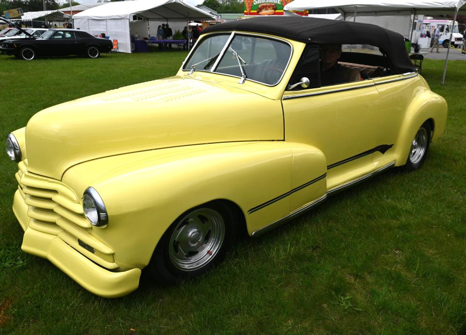 Dewey Harris turned a 1948 Chevrolet convertible into a modern car he takes around the country.
