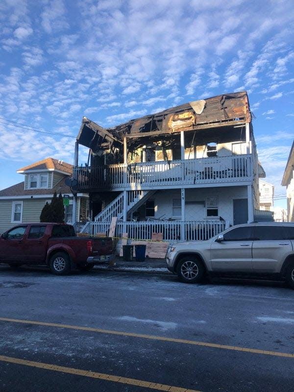 A worker at Santucci's Pizza in Wildwood lost his home in a fire. But many people are stepping up for the man and his pregnant wife.