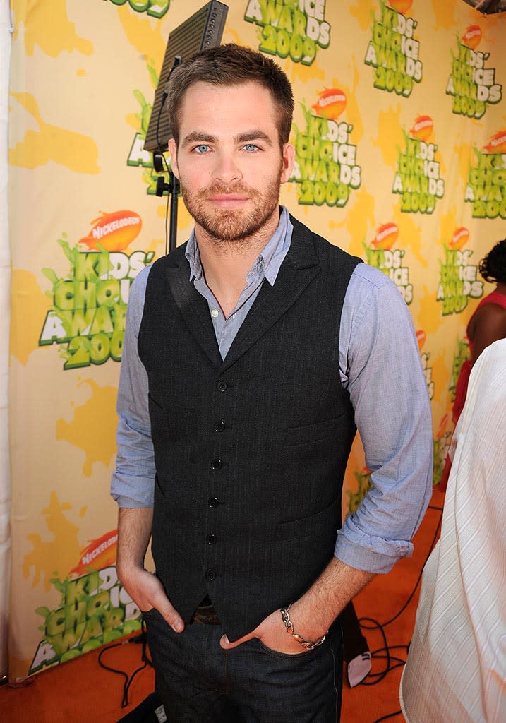 Pine Chris Kids Choice Aw