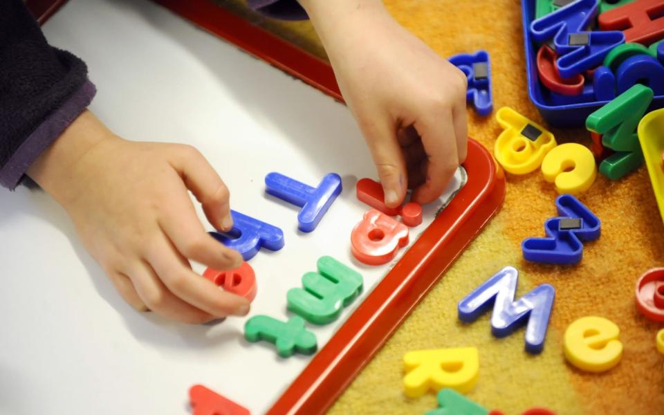 Toddlers subject to temperature checks on arrival at nursery