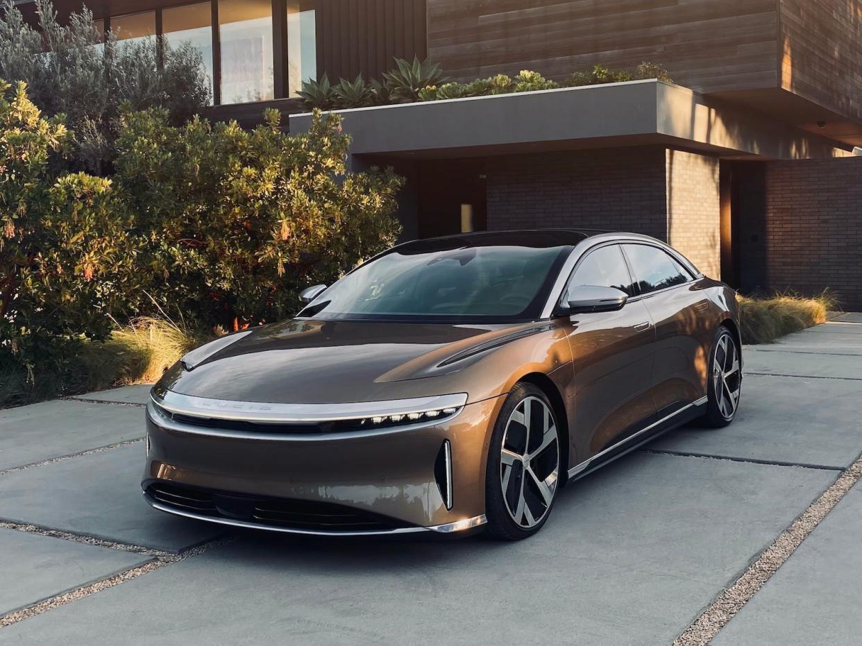 Lucid began offering all full-time regular US employees a "stipend" to buy the 2022 Grand Touring.